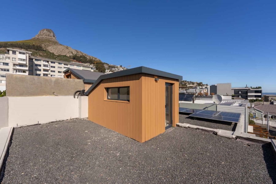 4 Bedroom Property for Sale in Bantry Bay Western Cape